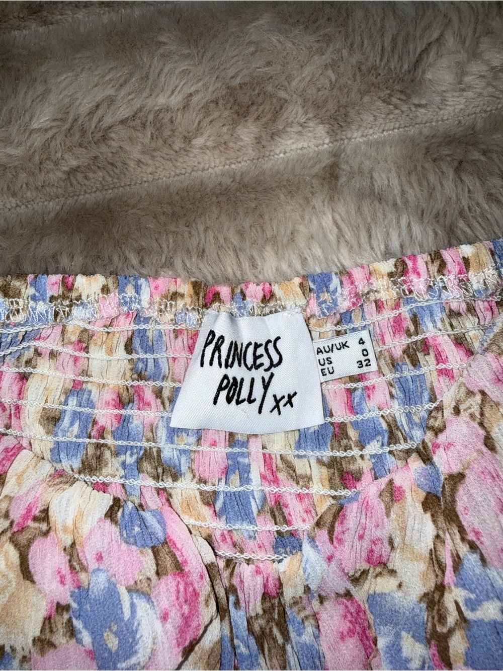 Princess Polly - Picture 3 of 3
